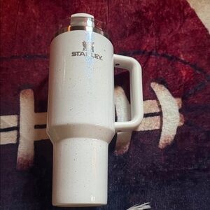 Stanley Speckled White Travel Mug. WHITE SHIMMER